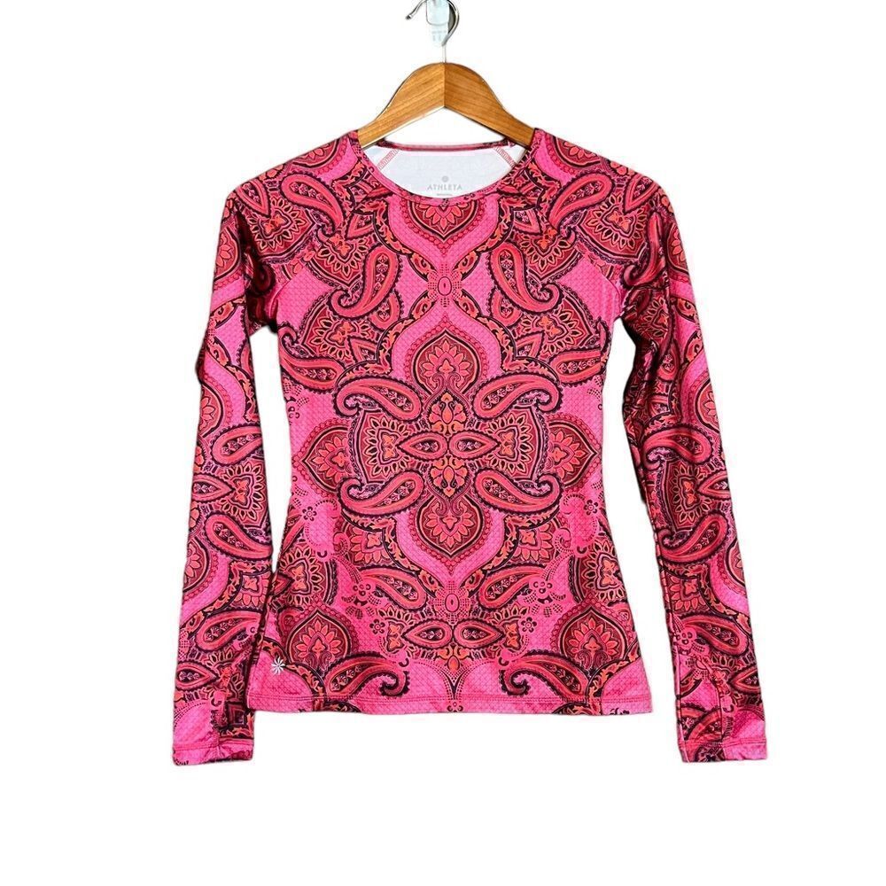 Athleta paisley print long‎ sleeve work out shirt